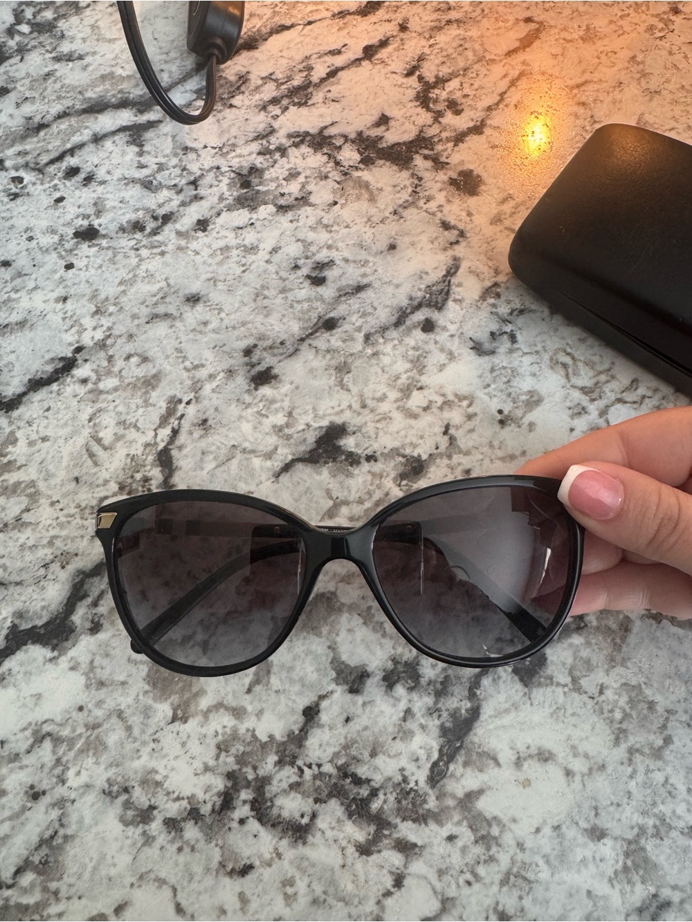 Burberry BE 4216 Black Cat-Eye Sunglasses 🖤
